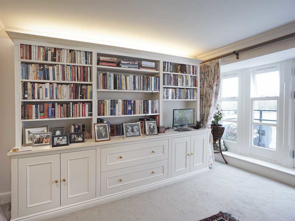 fitted living room shelves