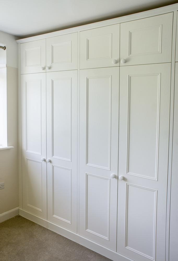 Fitted victorian wardrobes in an alcove – Built in Solutions