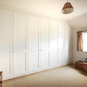 Wardrobe type – Shaker – Built in Solutions